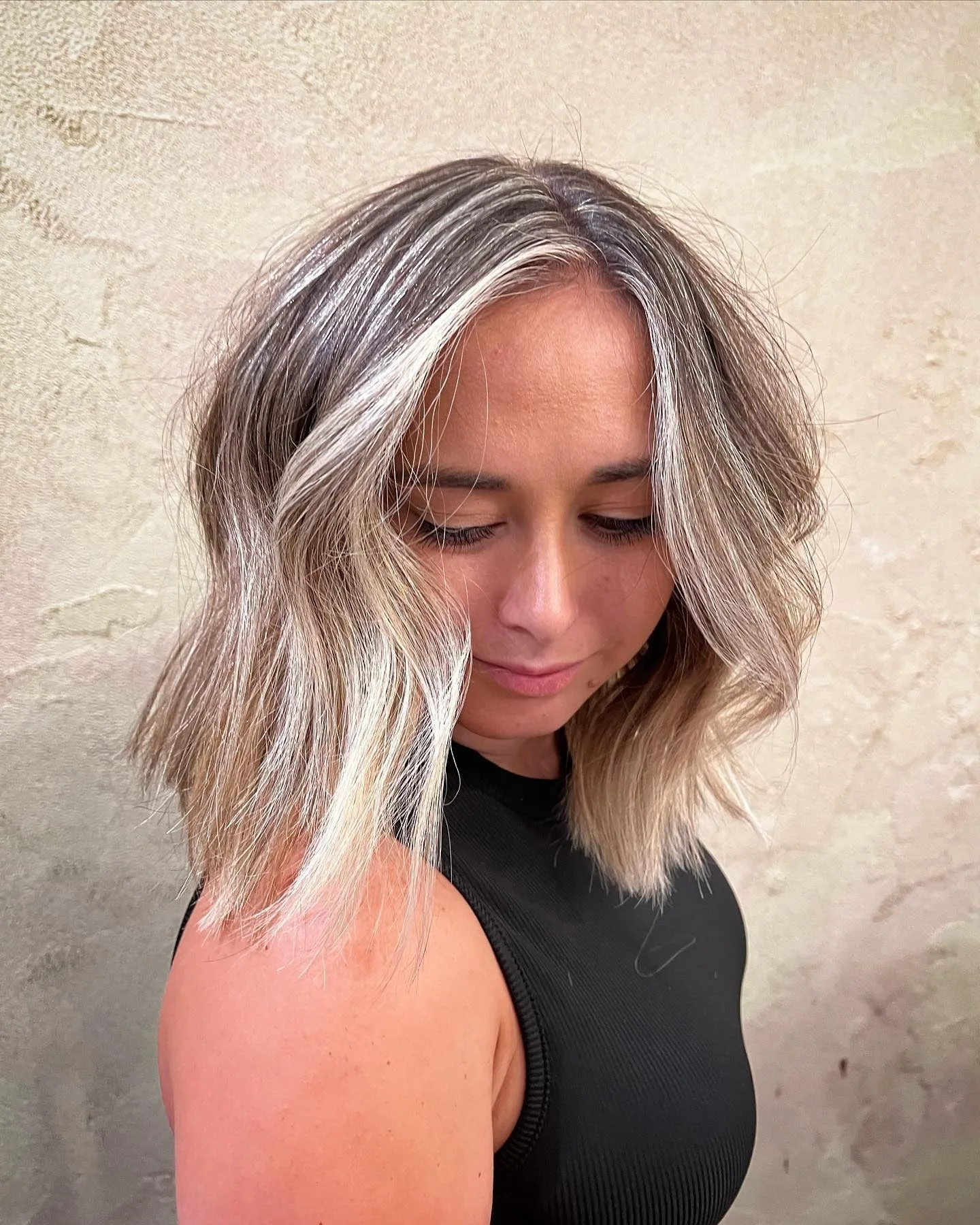 1. Textured Icy Lob (Icy Blonde Hair Color)