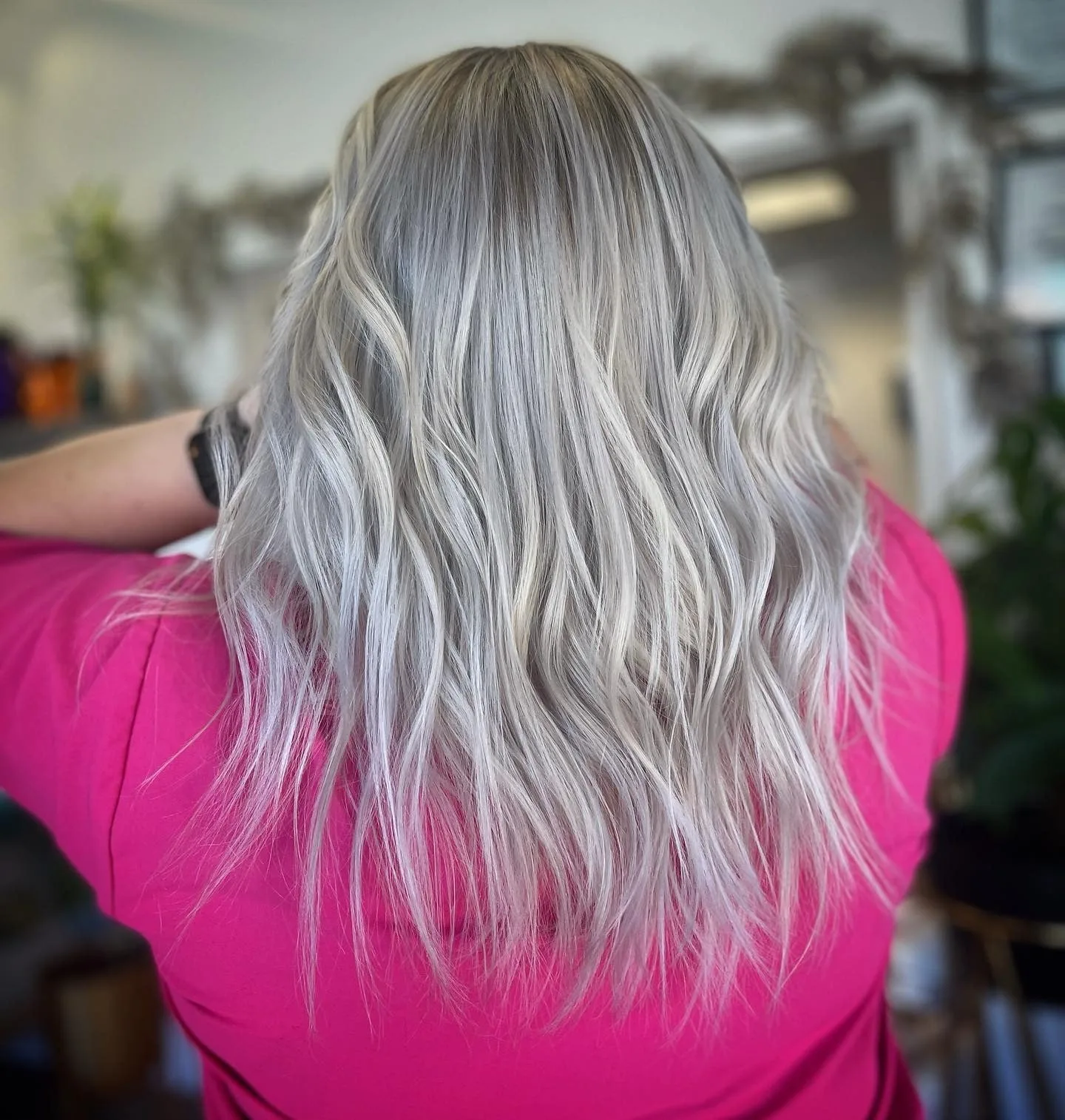 2. Dimensional Ash Platinum with Lived-In Layers (Ash Platinum Hair Color)