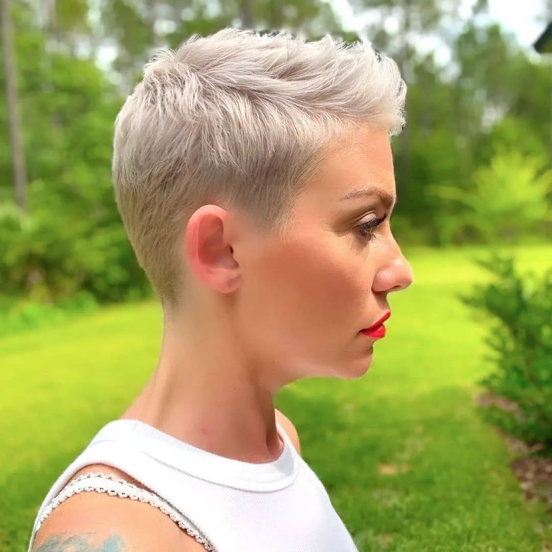2. Textured Silver Crop (Short Pixie Haircuts For Women)