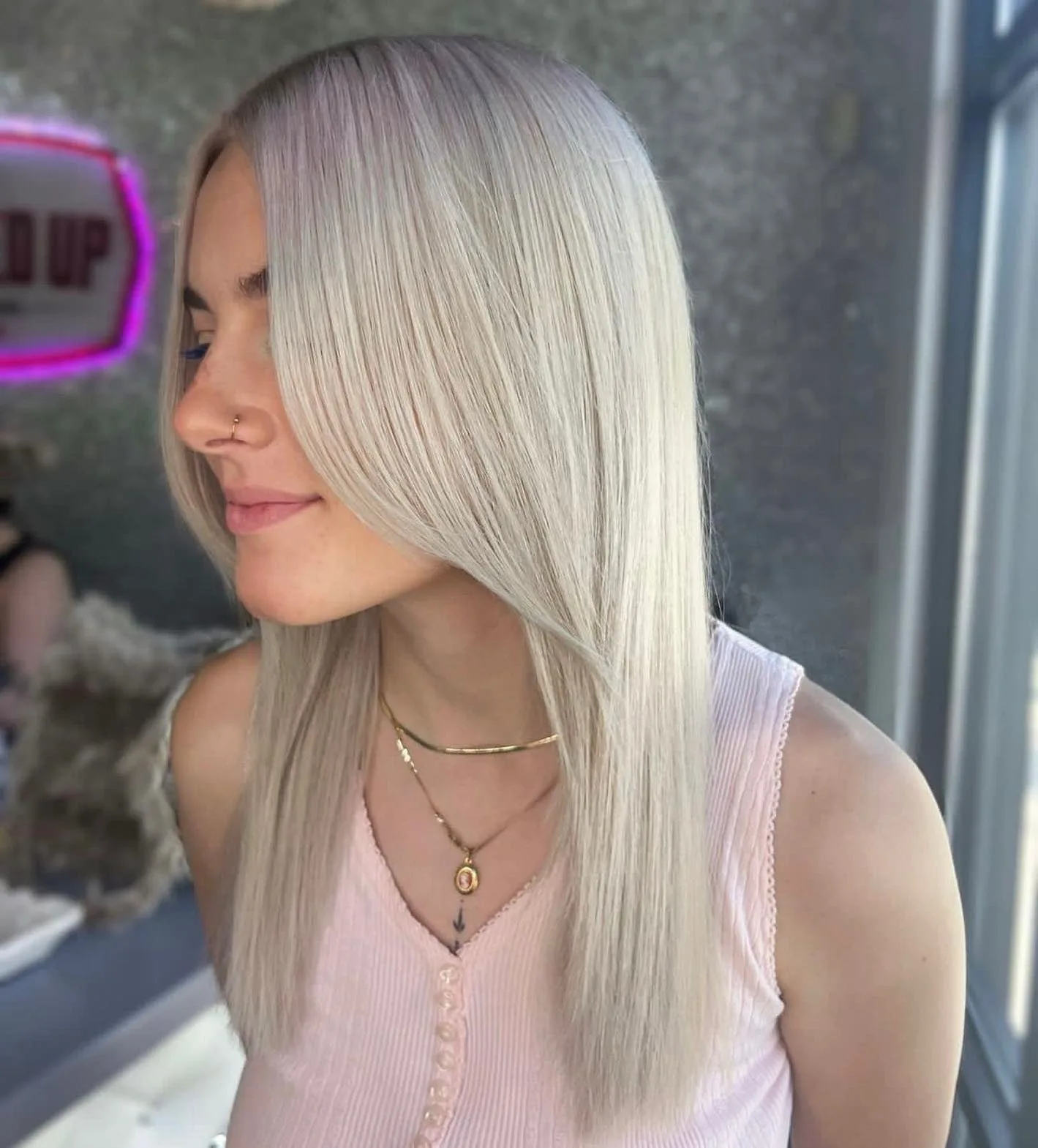 6. Straight Ash Platinum with Center Part (Ash Platinum Hair Color)