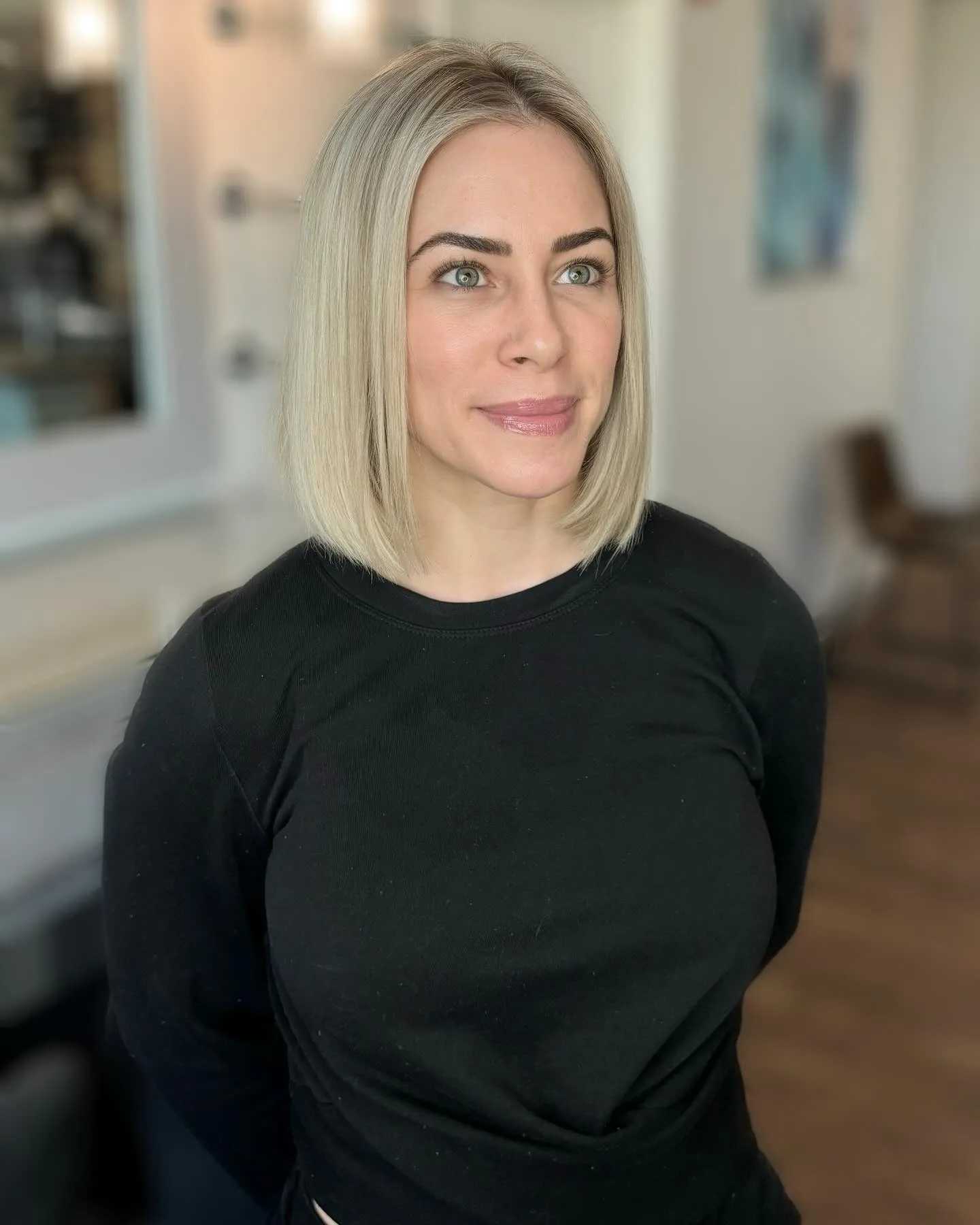 1. Polished Champagne Bob (Champagne Blonde Hair Color)