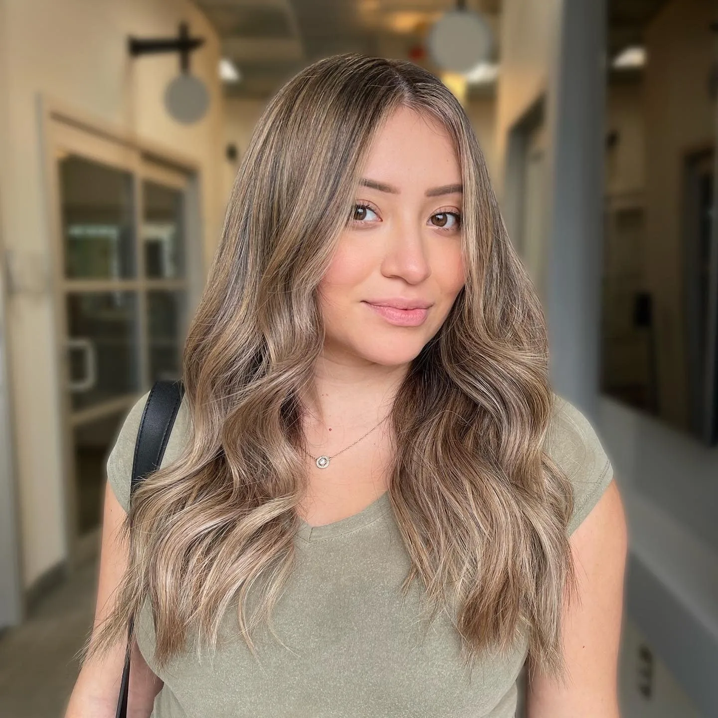 16. Neutral Beige Champagne Blonde (Champagne Blonde Hair Color)