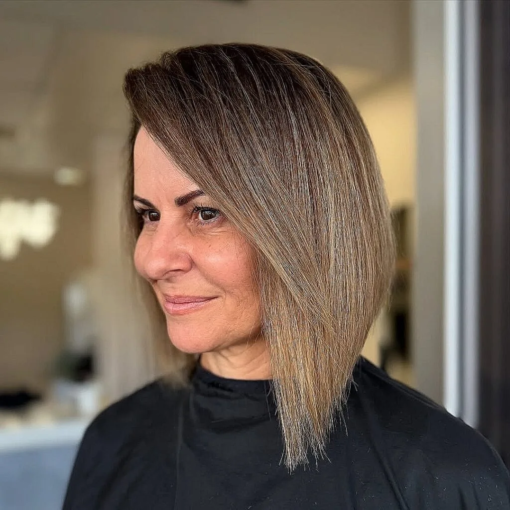 Angled Straight Lob with Subtle Highlights