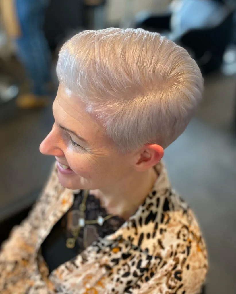 Chic Short Platinum Blonde Pixie with Textured Layers