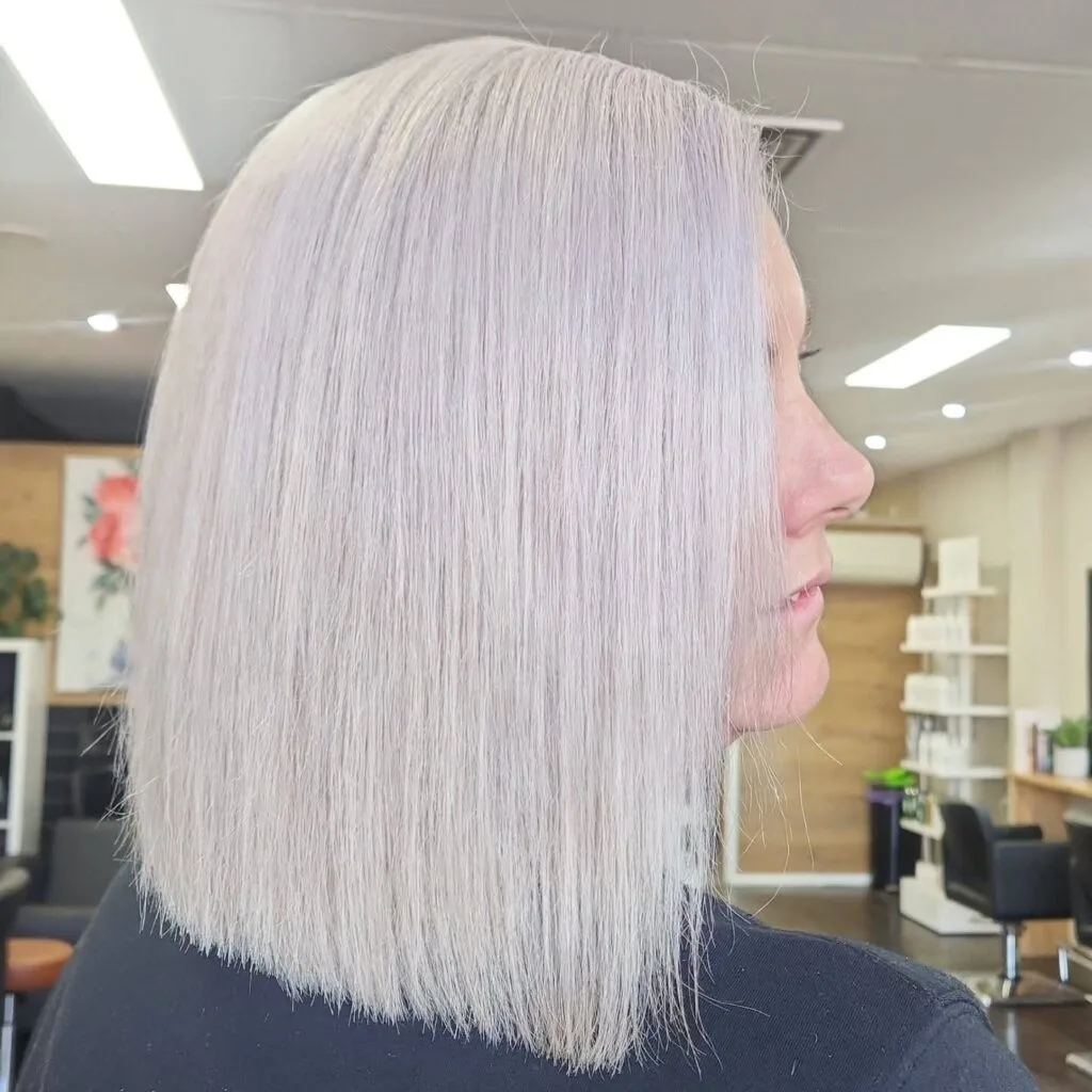 Chic Sleek Long Platinum Blonde with Precision Ends