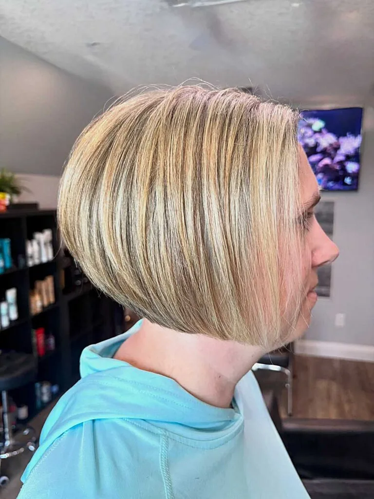 Multi-Tonal Blonde Stacked Bob with Clean Perimeter Weight