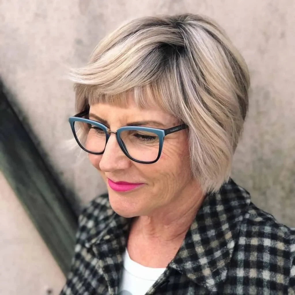Short Bob Hairstyles for Women with Glasses Inspired by Grandma
