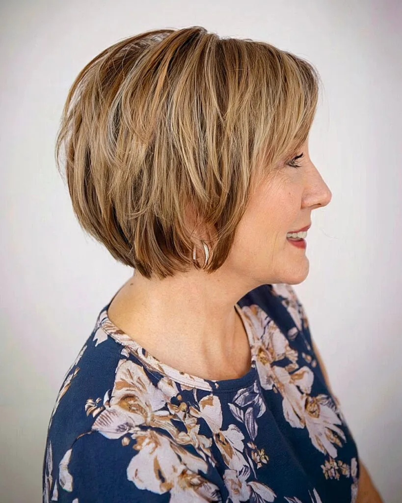 Short Jaw-Length Blonde Bob for Ladies in Their 50s