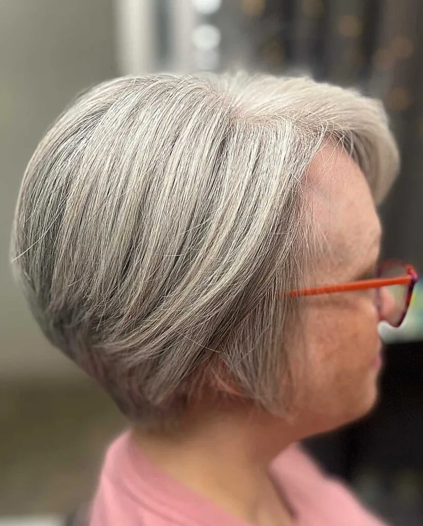 Silver White Graduated Bob with Seamless Crown Blending