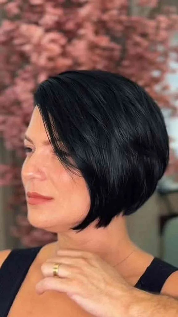Sleek Asymmetrical Short Bob with Subtle Texture