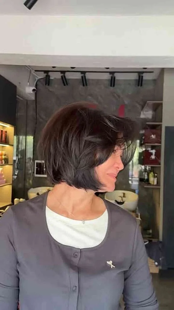 Sleek Textured Bob with Soft Layers