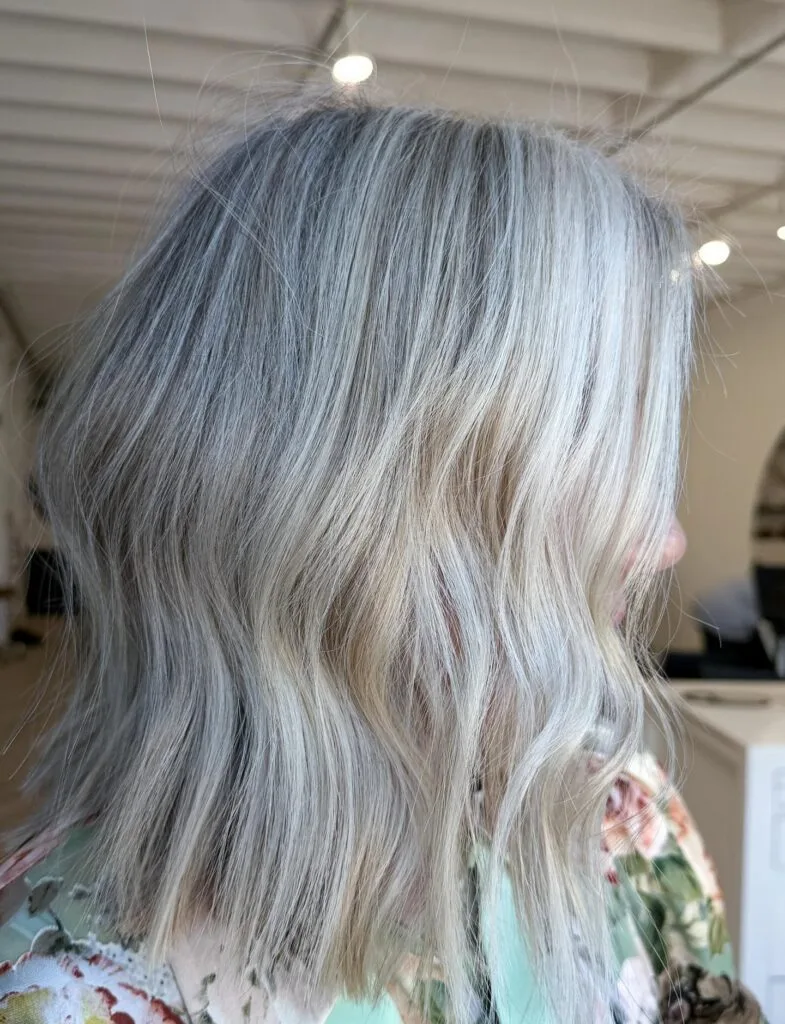 Soft Silver Waves with Subtle Highlights