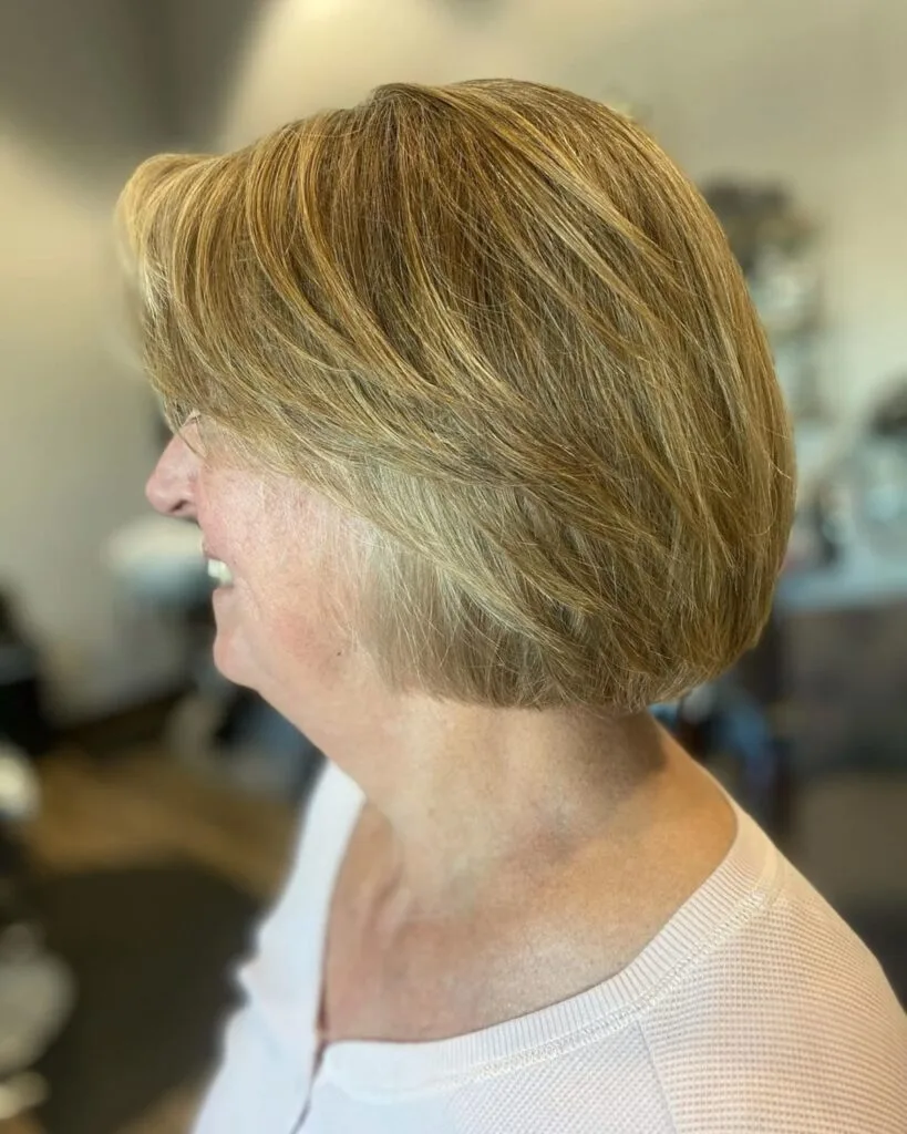 Chic bob with extended v-cut layers