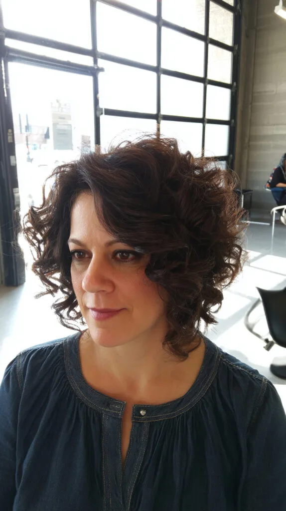 Dynamic Curly Layers with Soft Face Framing