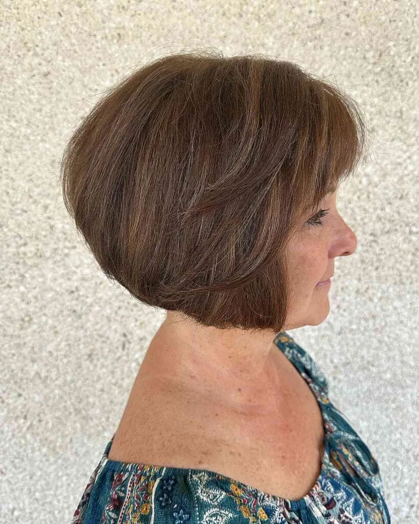 Elegant stacked bob with layers for 50 year old ladies