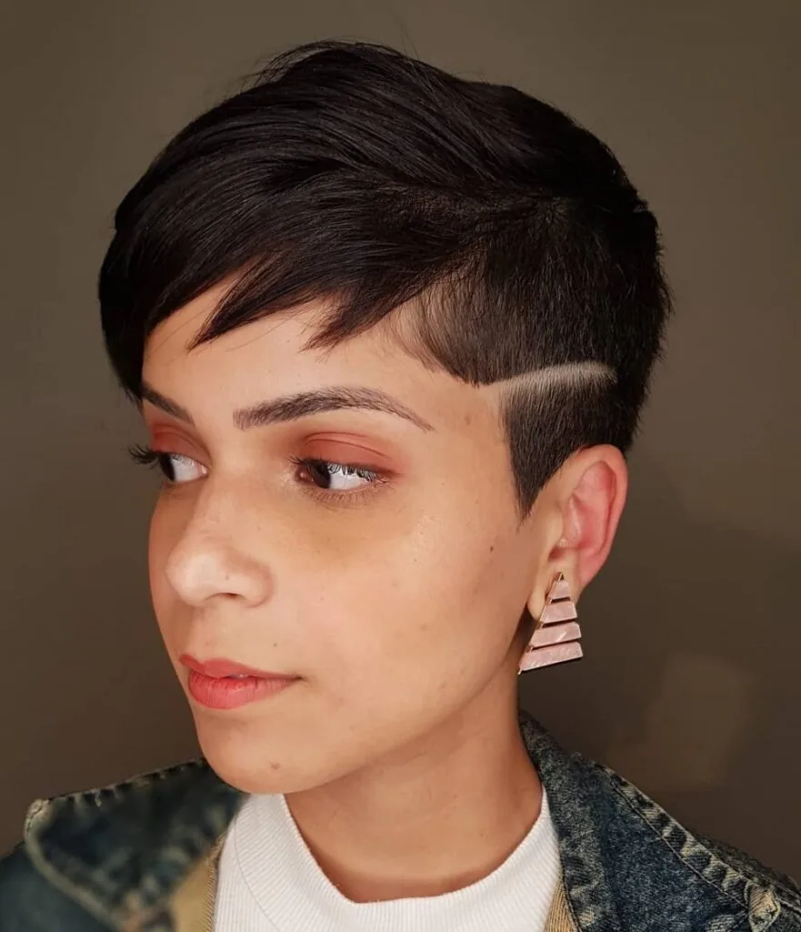 Short hairstyle with bangs for over 50 women