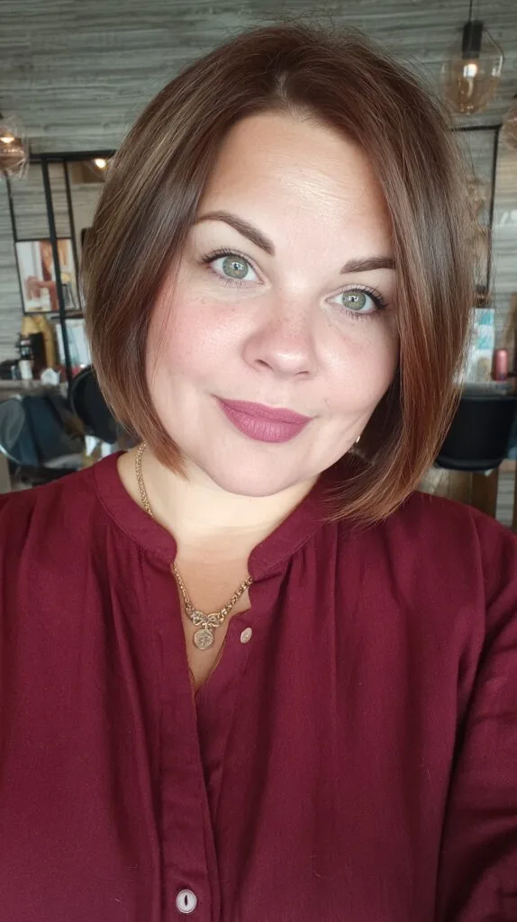 Sleek Chocolate Bob with Subtle Layers