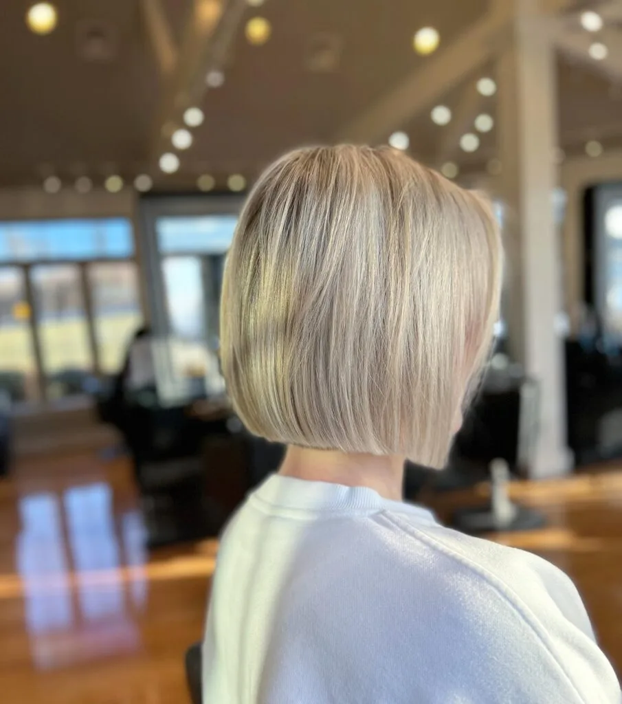 Chic Blunt Bob with Subtle Textured Ends