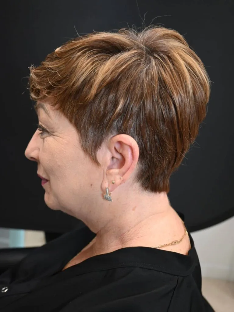 Chic Textured Pixie Cut with Subtle Highlights