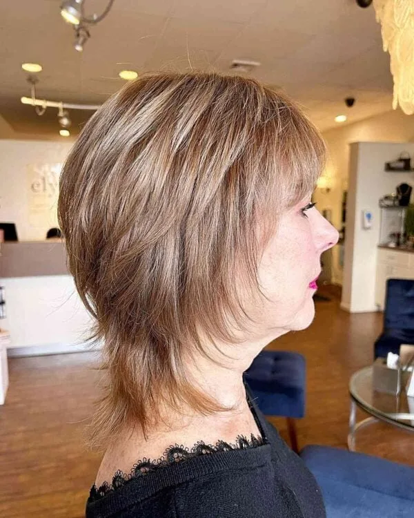 Choppy Layered Bob with Subtle Highlights