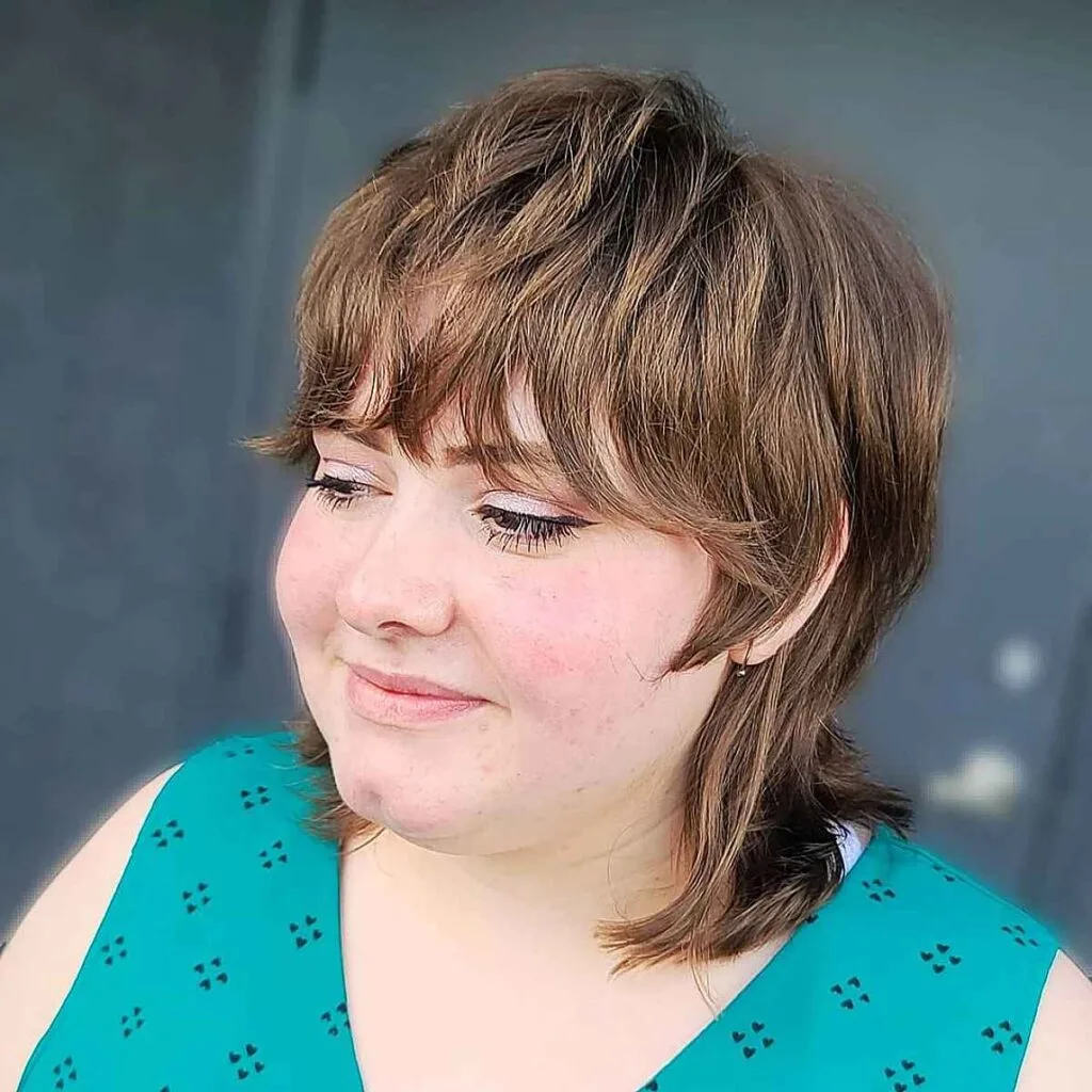 Classic Shaggy Mullet for Round Faces