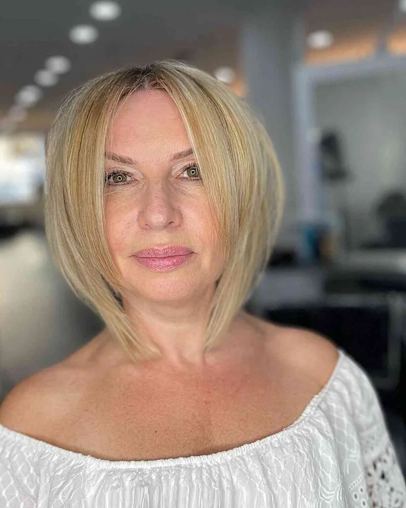 Golden Face-Framing Bob Cut for Older Ladies with Fine Hair