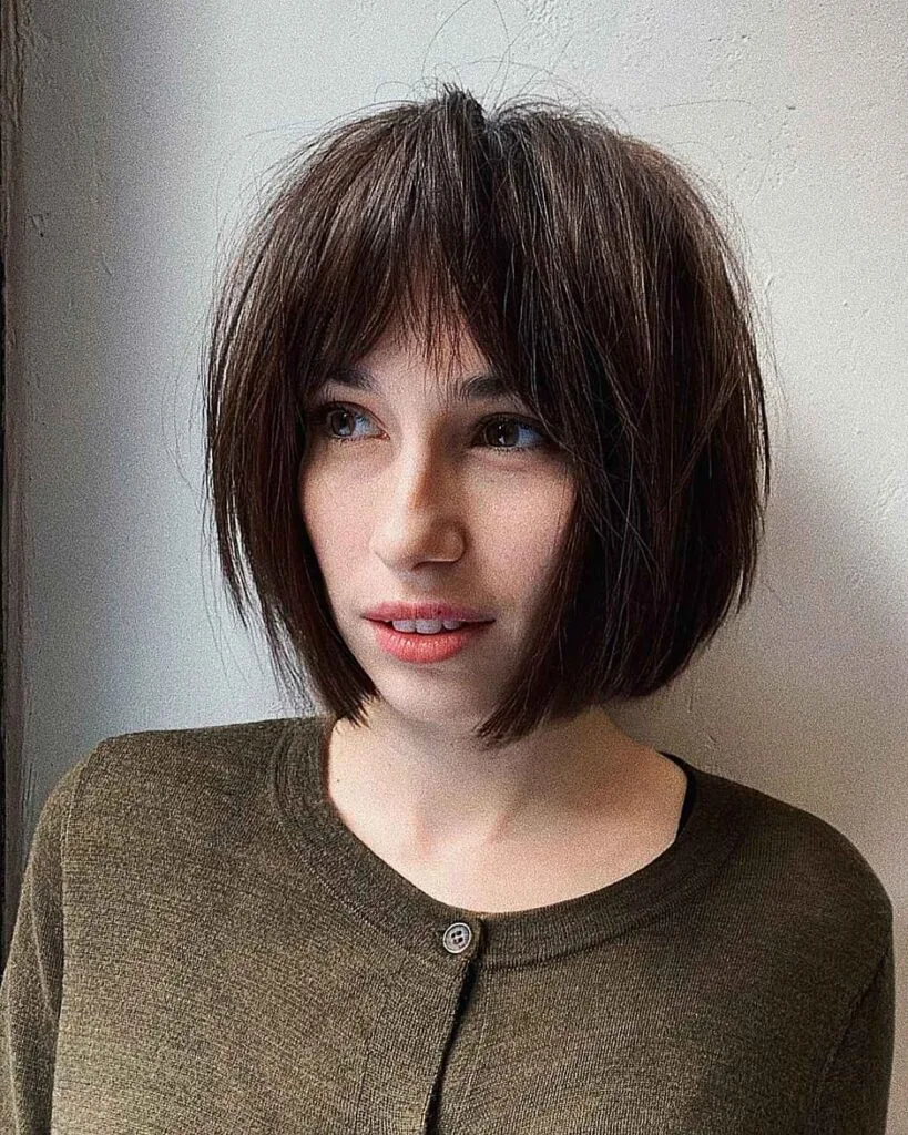 layered bob hairstyle for women in their 40s