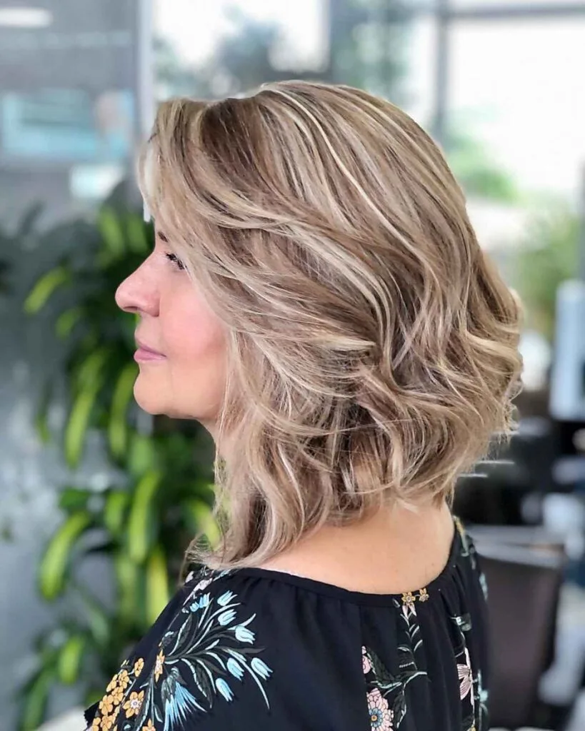 Long Bob for 50 plus women with a double chin