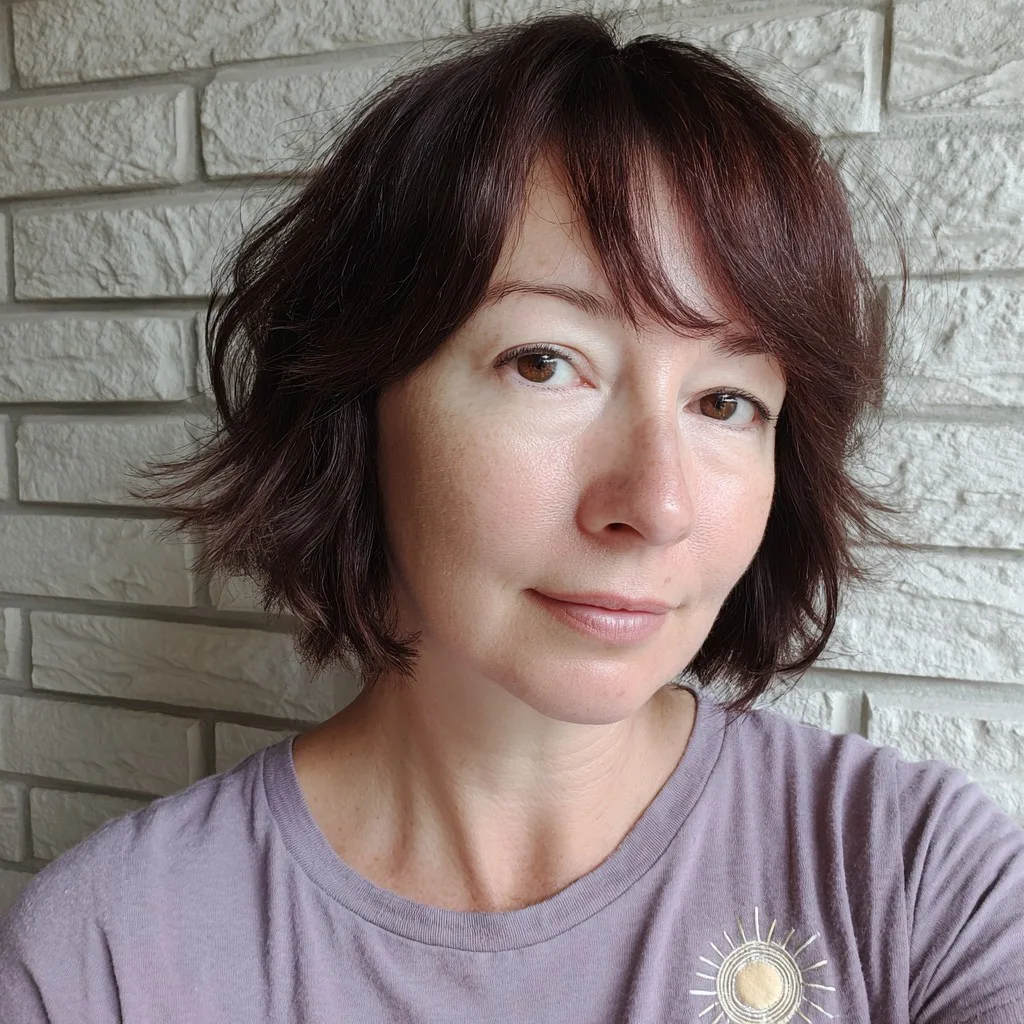 Textured Red Bob with Soft Face-Framing Layers