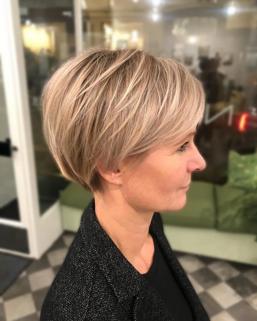 Textured Short Cut with Subtle Highlights
