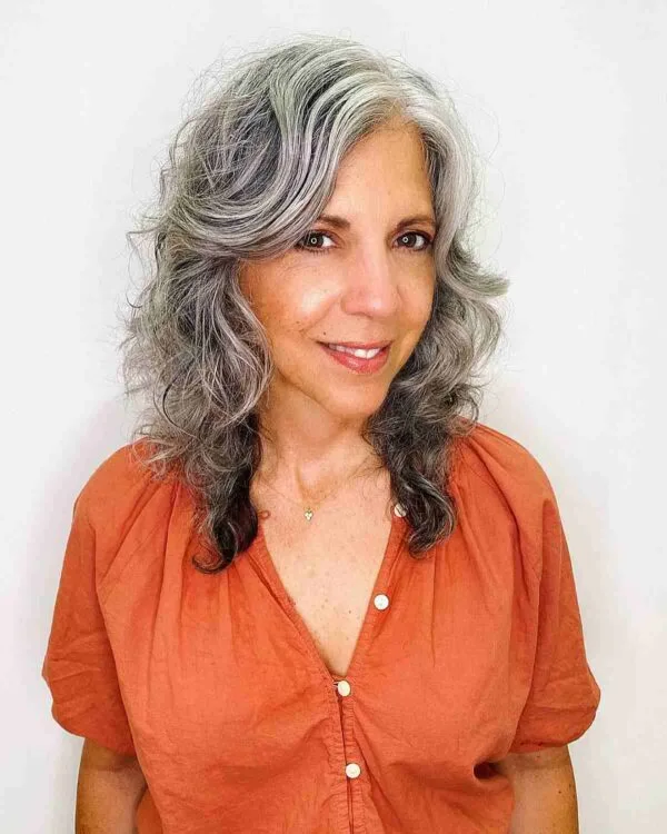 Textured Shoulder-Length Shag with Soft Waves