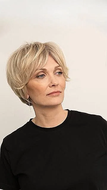 Chic Layered Pixie Bob with Curtain Bangs