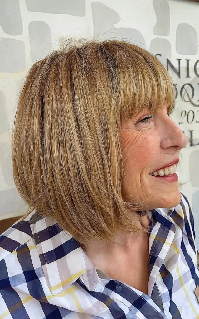 Chic Short Bob for Delicate Hair for 70-Year-Old Women