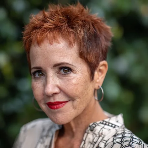 Dynamic Short Spiky Cut with Fiery Red Highlights