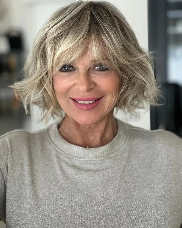 Effortless Textured Lob with Face-Framing Bangs