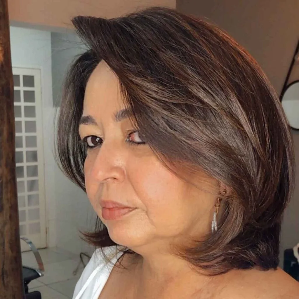 Shoulder-Length cut for a fifty-year-old woman and those with fuller figures
