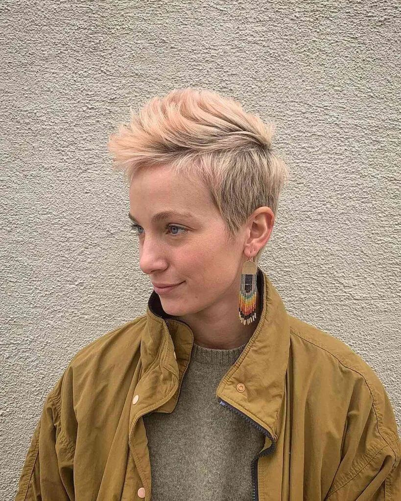 Textured pixie cut with spectacles
