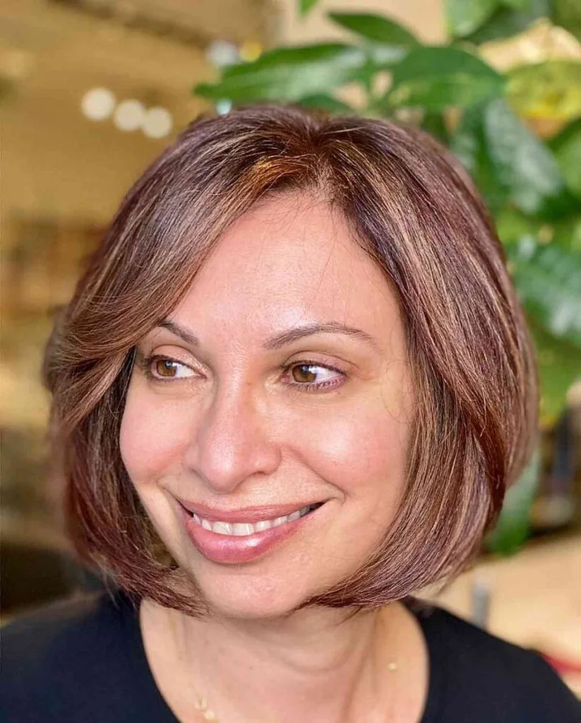 Timeless Chin-Length Bob with Face-Enhancing Layers for 40-Year-Olds