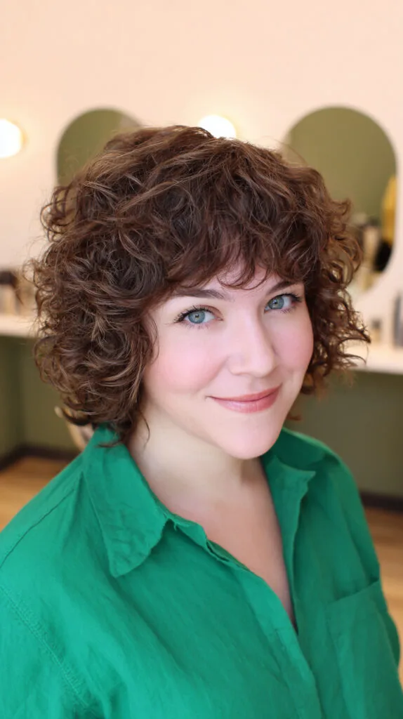 Chic Short Curly Cut with Defined Bouncy Curls