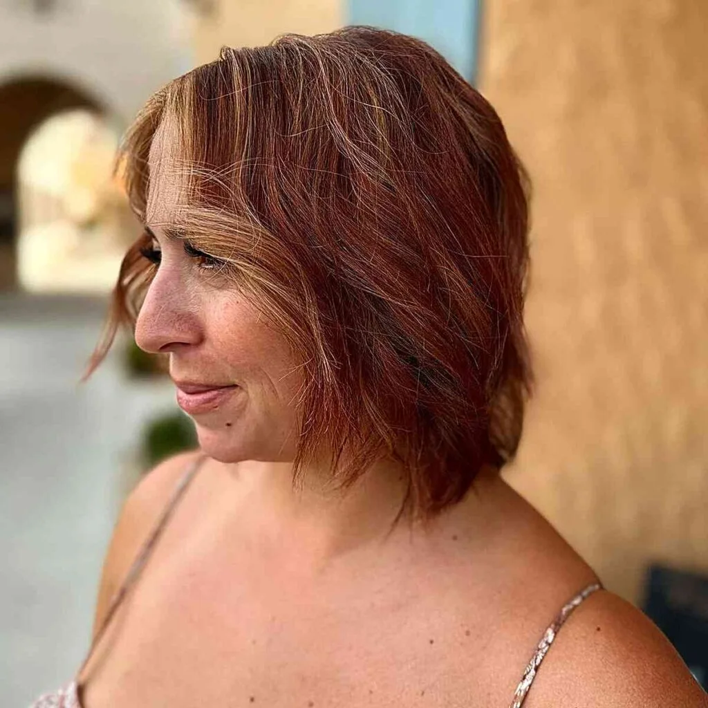 Rich Copper Layered Lob for Autumn and Mature Women