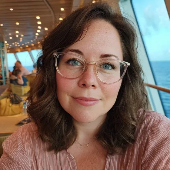 Casual Curly Lob with Soft Face-Framing Layers