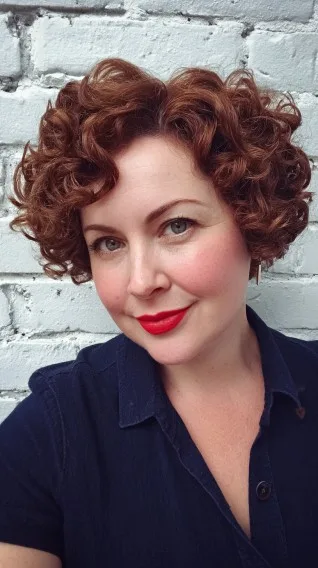Charming Retro-Inspired Curly Bob with Defined Curls