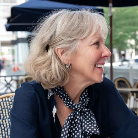 Chic Soft Gray Bob with Gentle Waves