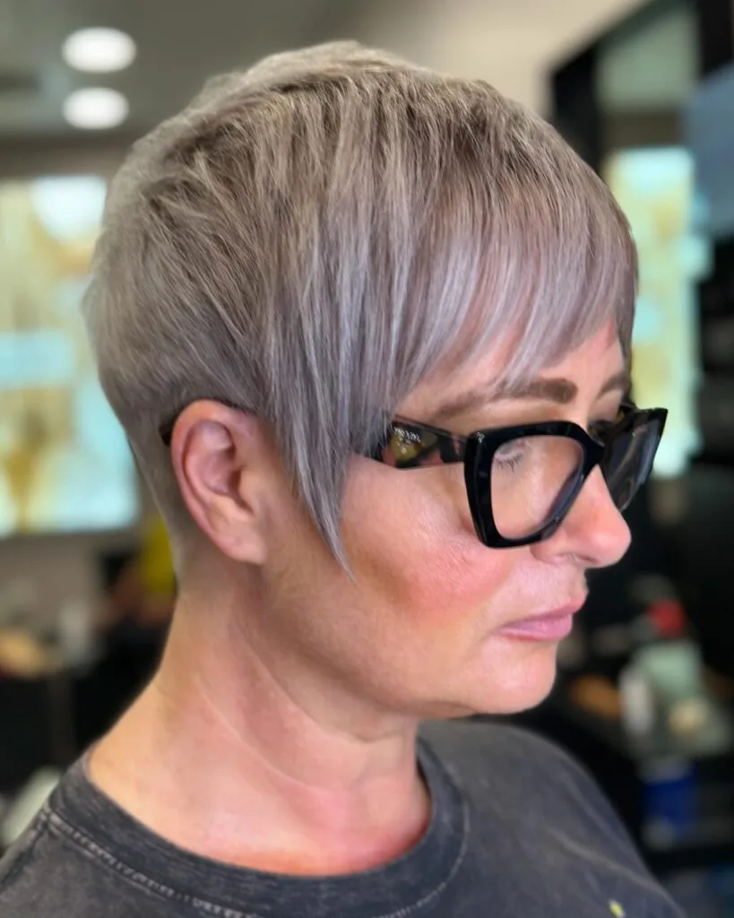 Chic Textured Pixie Cut with Soft Bangs