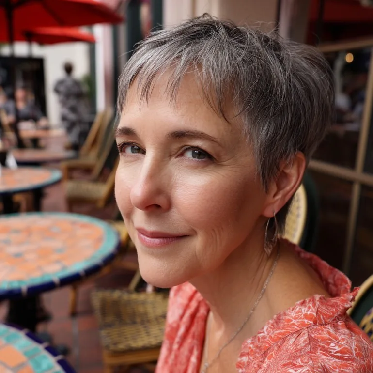 Chic Textured Silver Pixie Cut with Feathered Layers