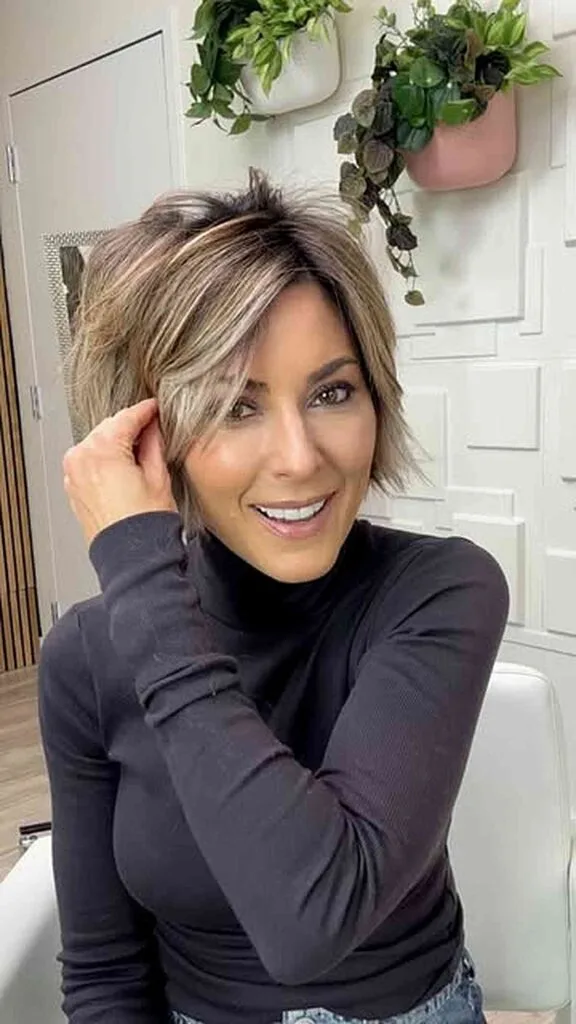 Modern Shaggy Bob with Textured Layers