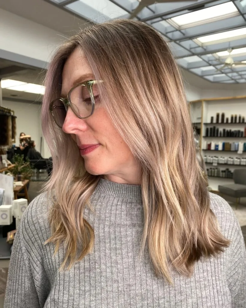 Soft Textured Waves with Subtle Ash Highlights